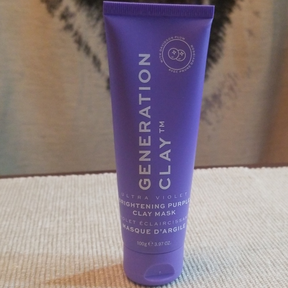 Ultra Violet Brightening Purple Clay Mask